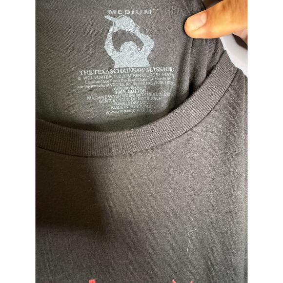 Texas Chainsaw Massacre TCM Recolor Fitted Jersey tee Size: Medium - Picture 3 of 4